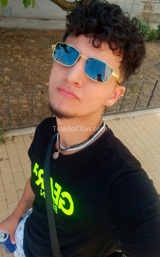 Andy, joven colombiano. 678532891. Citas en TOLEDO, TOLEDO. www.toledocitas.com.